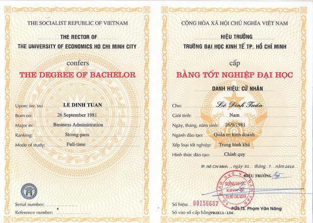 Làm bằng đại học